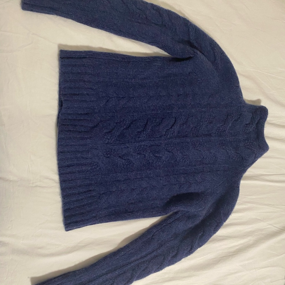 Cashmere sweater